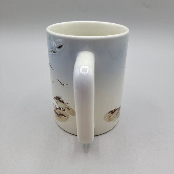 Vintage Otagiri Ceramic Coffee Mug Seagulls Coastal Scene in Handpainted Relief - Picture 5 of 8